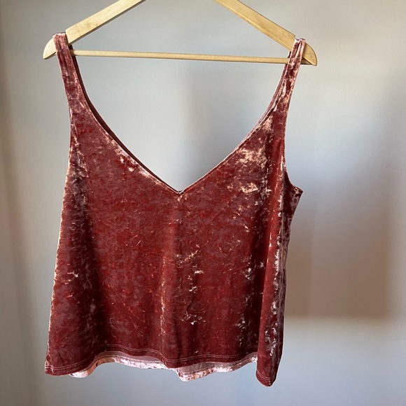 Velvet HM Tank | LARGE - Picture 2 of 3